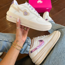 Carregar imagem no visualizador da galeria, Tênis Nike Air Force Love Lilás Premium
