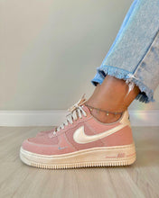 Carregar imagem no visualizador da galeria, TĂȘnis Nike Air Force 1 Flamingo Jeans Rose