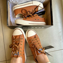 Carregar imagem no visualizador da galeria, TĂȘnis All Star Caramelo Off White Premium