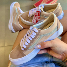 Carregar imagem no visualizador da galeria, Tênis Old Skool Nude Brilho Premium