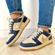 Carregar imagem no visualizador da galeria, Tênis Nike Dunk SB Azul Dourado Premium