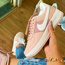 Carregar imagem no visualizador da galeria, TĂȘnis Nike Air Force Rosa Feminino Premium