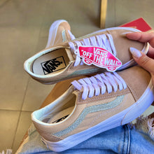 Carregar imagem no visualizador da galeria, Tênis Old Skool Nude Brilho Premium