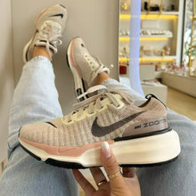Carregar imagem no visualizador da galeria, Tênis Nike Zoom X Invincible Run 3 Premium