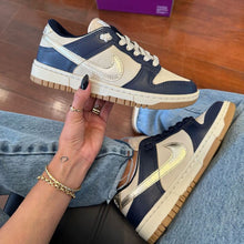 Carregar imagem no visualizador da galeria, Tênis Nike Dunk SB Azul Dourado Premium
