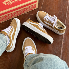 Carregar imagem no visualizador da galeria, Tênis Old Skool Marfim Feminino Premium
