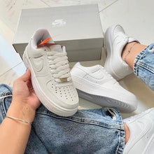 Carregar imagem no visualizador da galeria, Tênis Nike Air Force Branco 2.0 Premium
