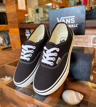 Carregar imagem no visualizador da galeria, Tênis  Authentic Preto Premium
