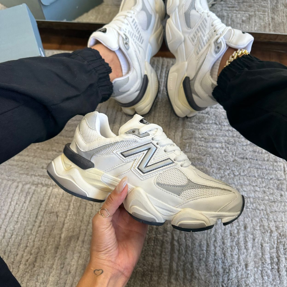 Tênis New Balance 9060 Sea Salt Branco Couro Legítimo