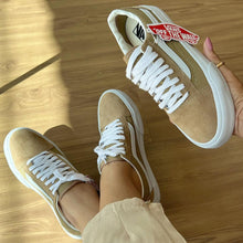 Carregar imagem no visualizador da galeria, Tênis Old Skool Marfim Feminino Premium
