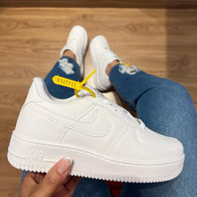 Carregar imagem no visualizador da galeria, Tênis Nike Air Force Branco Clássico Premium
